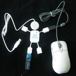人型USBハブ