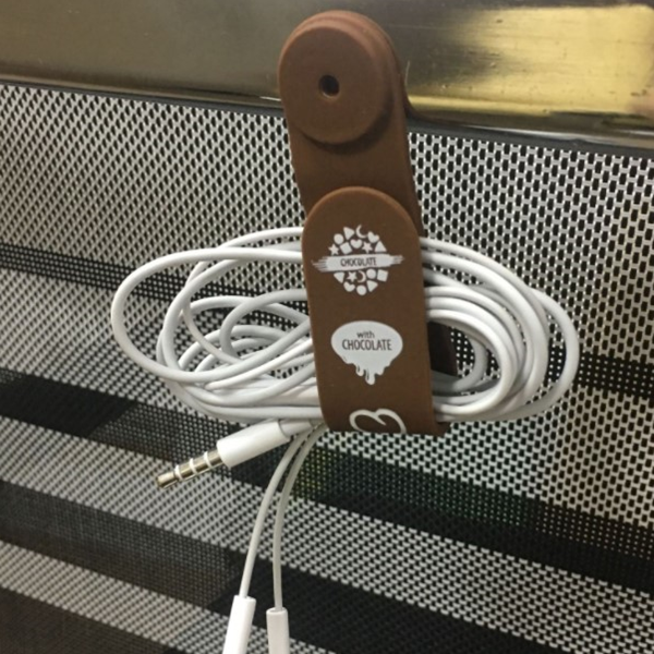 マグネット式コードクリップ